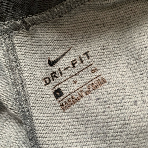Nike Dri-Fit Sweatpants - Picture 4 of 4
